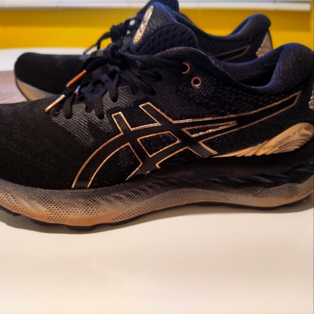 🌓🖤 Asics Gel Nimbus 23 🖤🌓